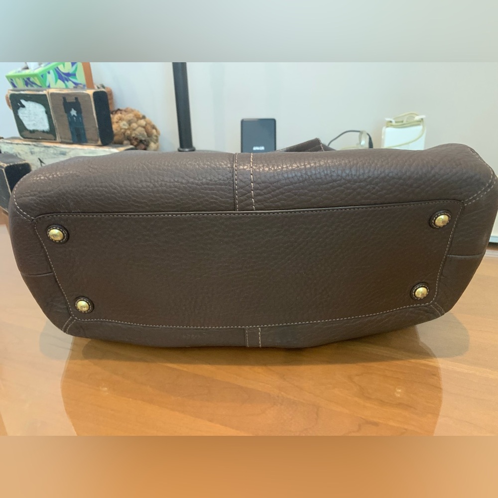 Coach Brown Leather Shoulder Bag - Picture 5 of 10